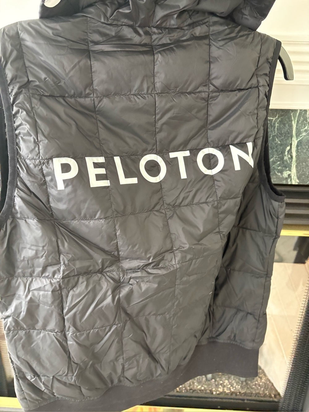 Peloton and Taion Colab Lightweight Down Quilted Hooded Vest